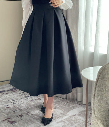 Mello Pintuck Flare Long Skirt